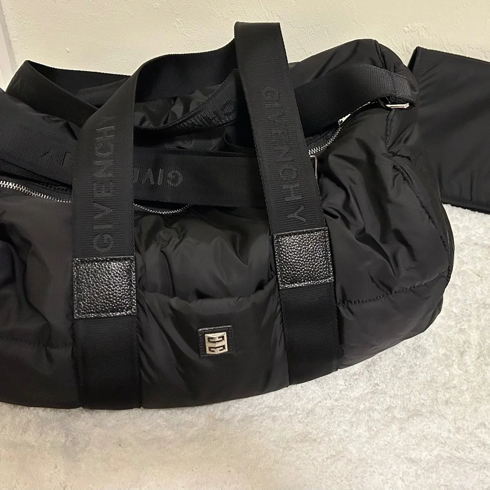Givenchy Padded Nylon Changing Diaper Bag/Travel Duffel Bag Black & Mat